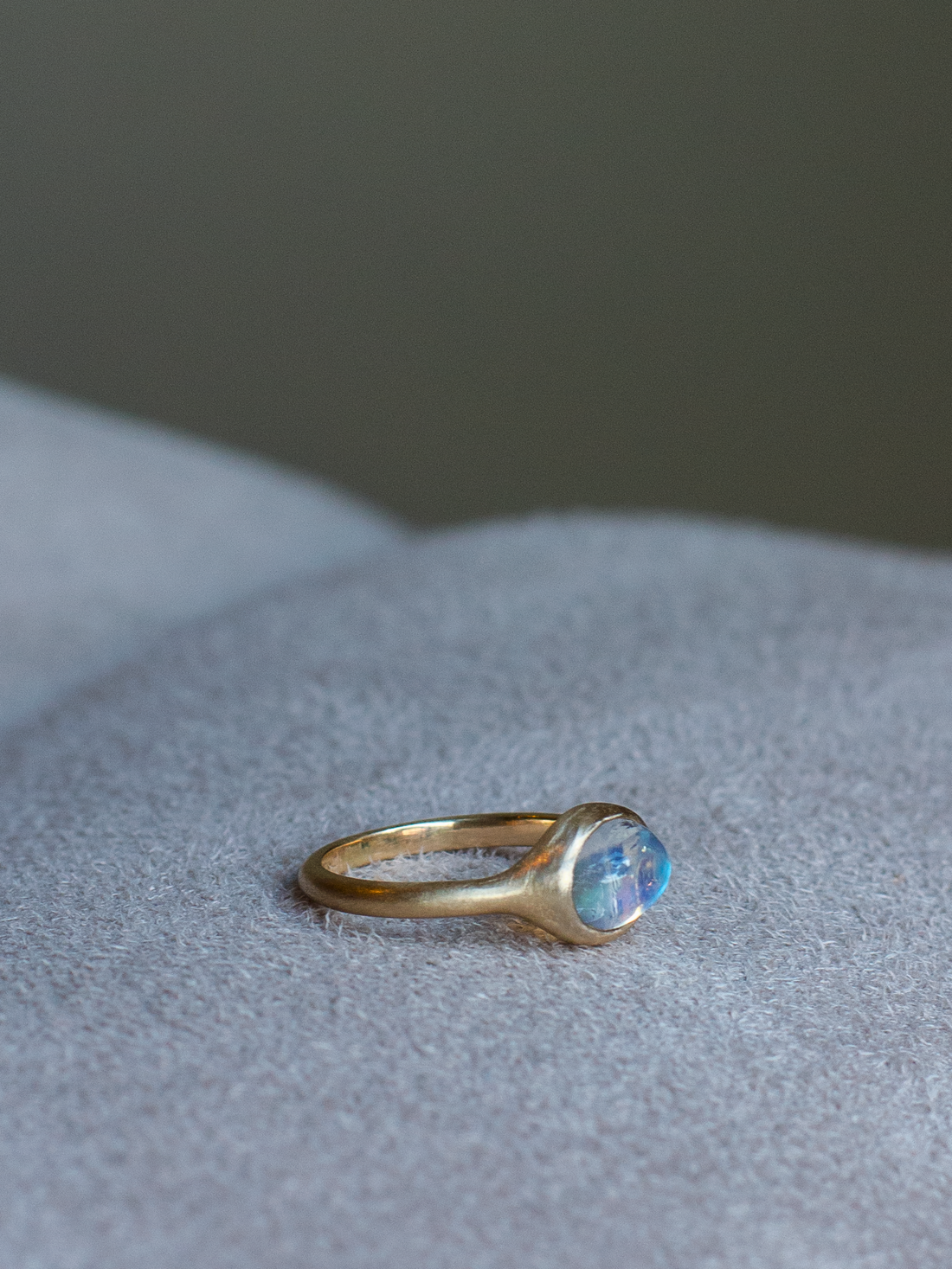 14k Matte Moonstone Ring