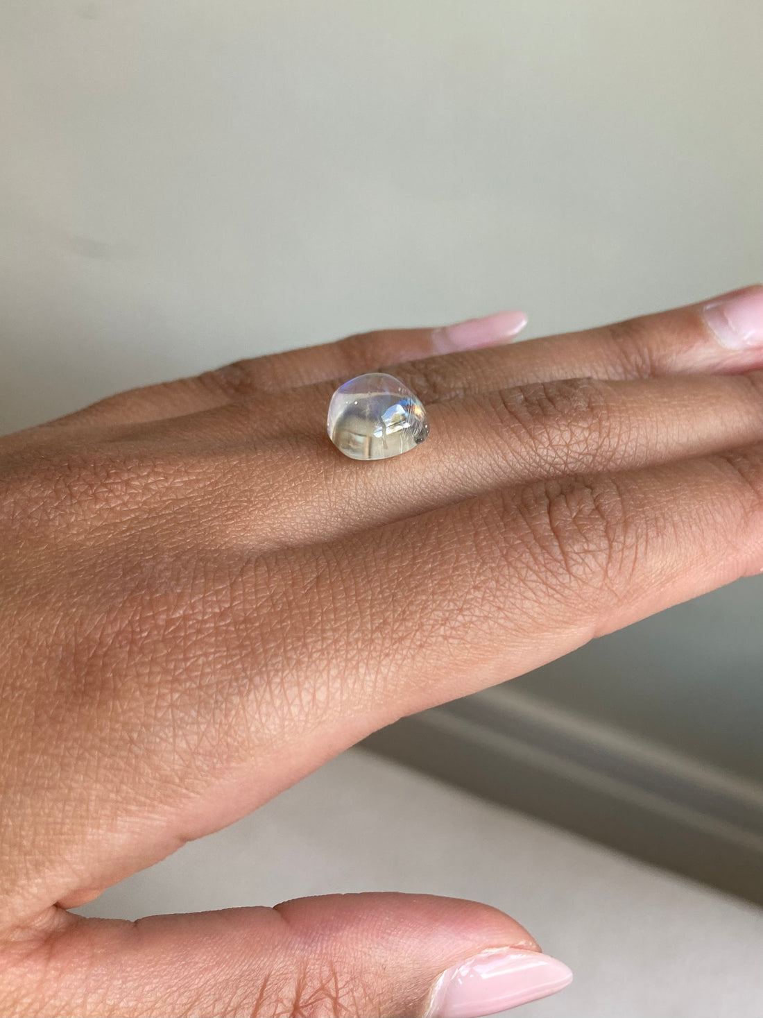4.9 ct Moonstone - Cushion Cut Cabochon