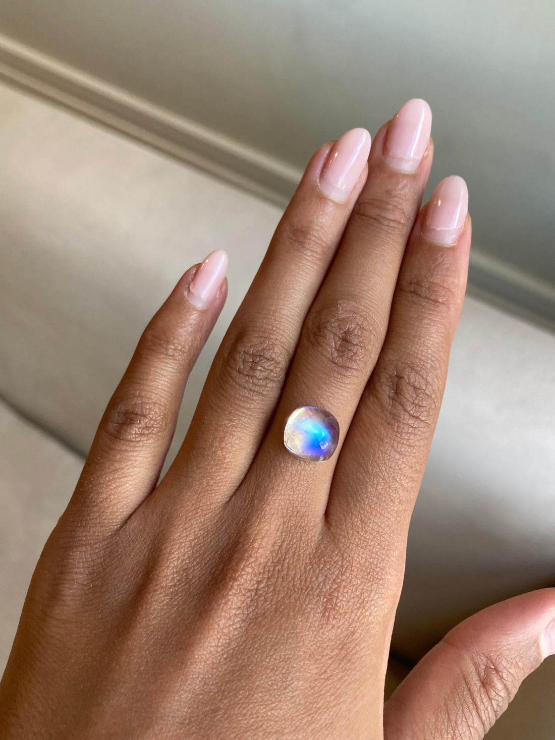 4.9 ct Moonstone - Cushion Cut Cabochon