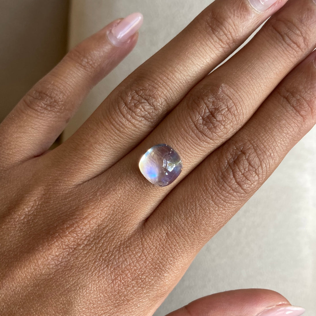 4.9 ct Moonstone - Cushion Cut Cabochon