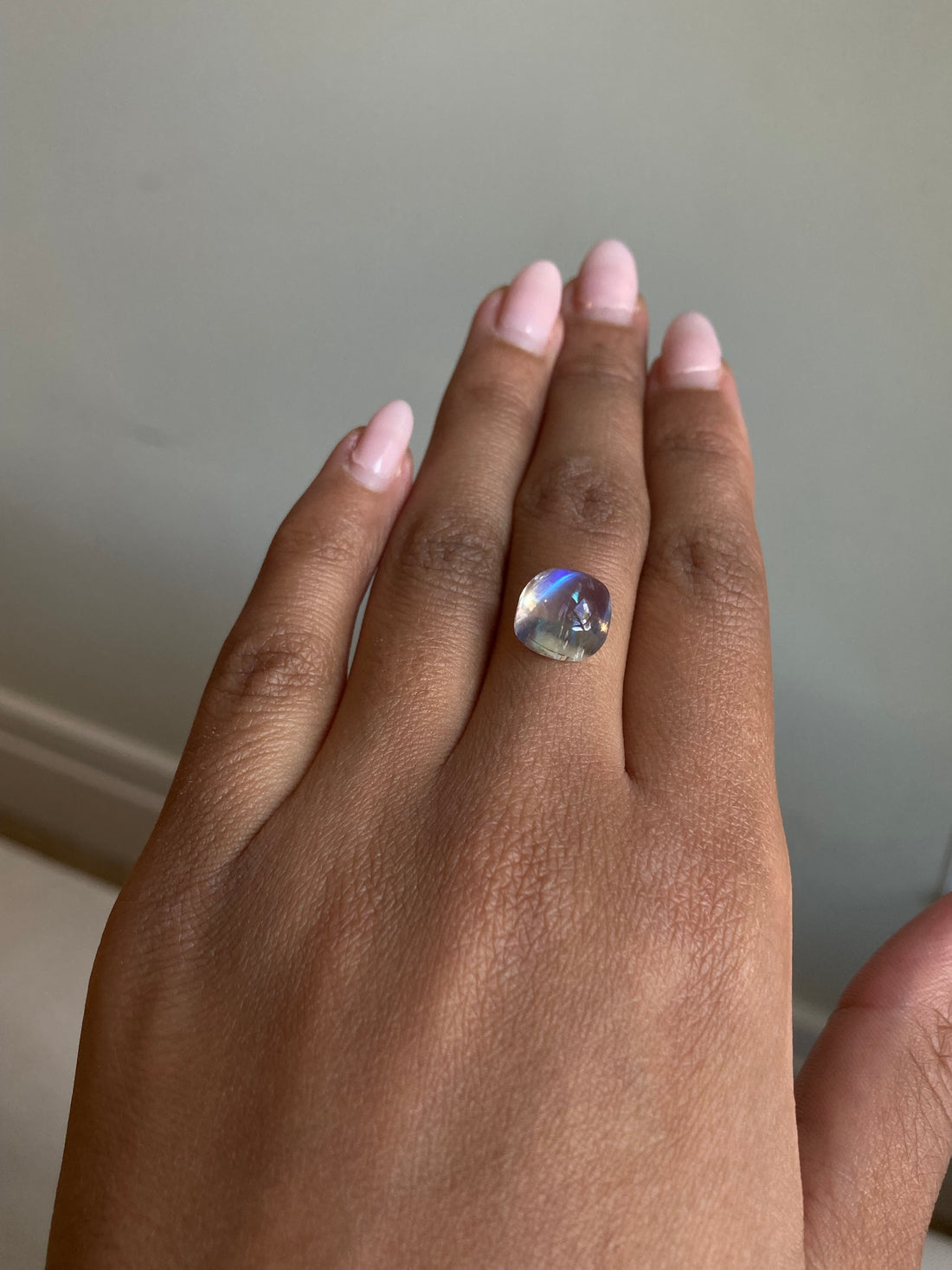 4.9 ct Moonstone - Cushion Cut Cabochon