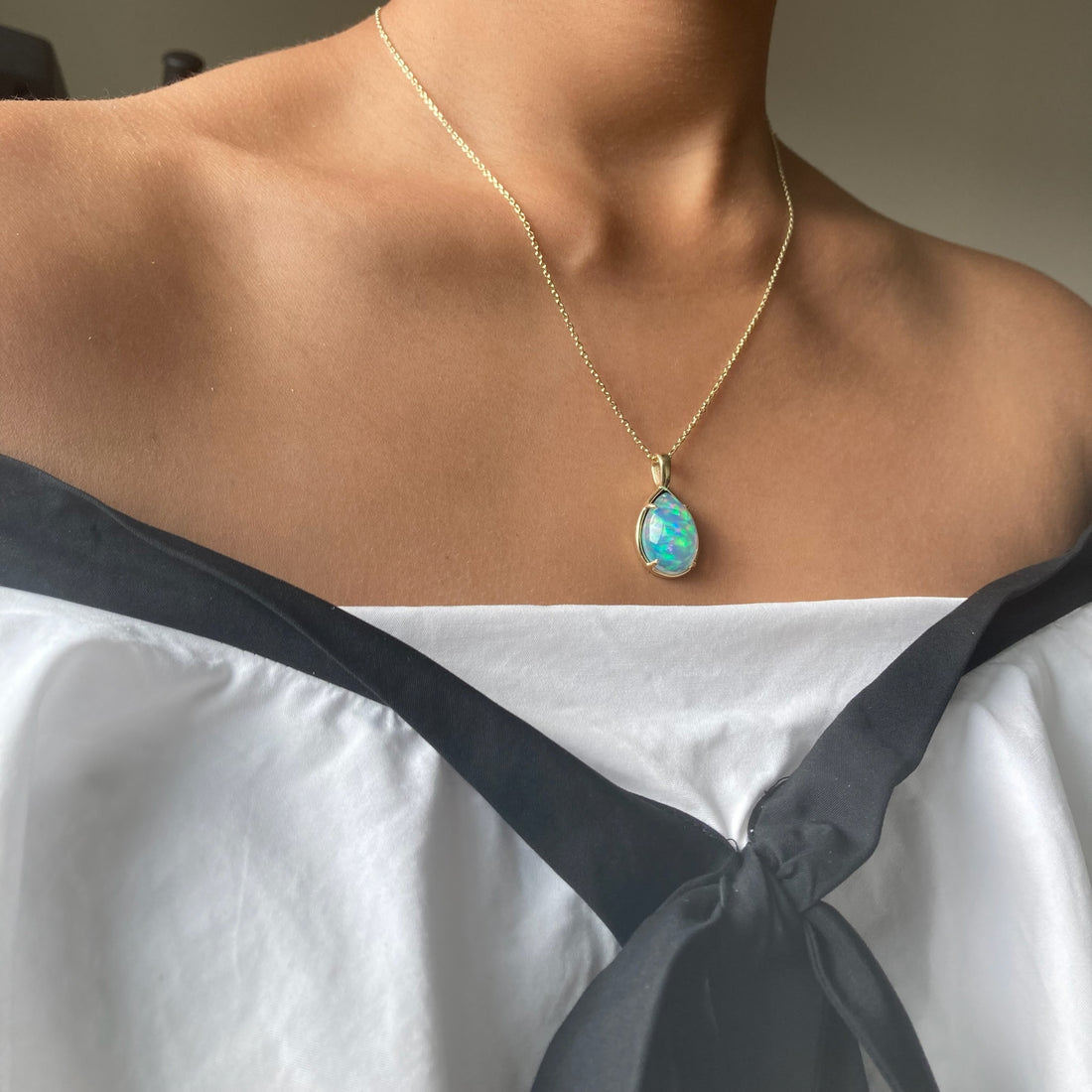 The Azul Mini - 14k Opal Pendant