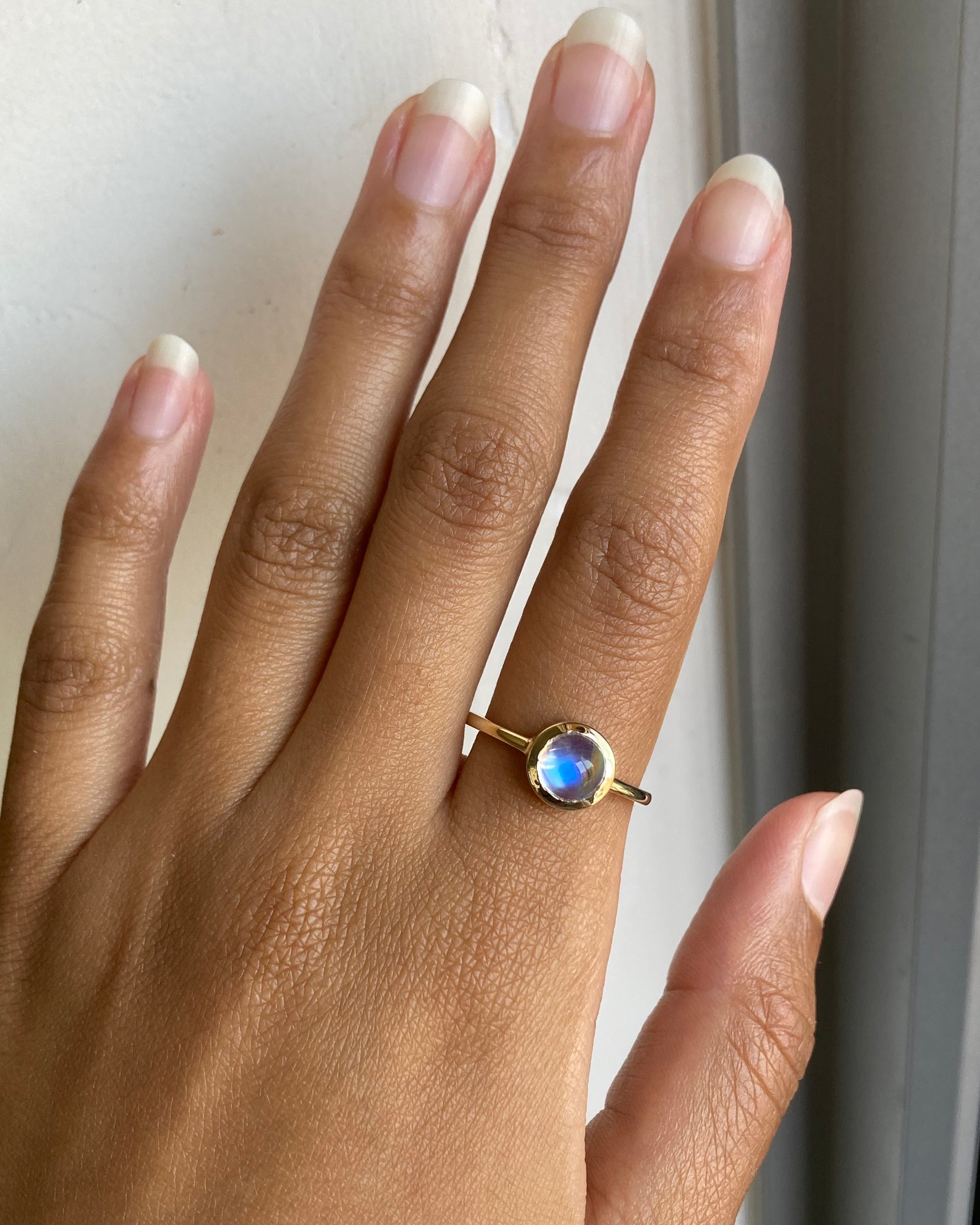 14k Round Moonstone Ring