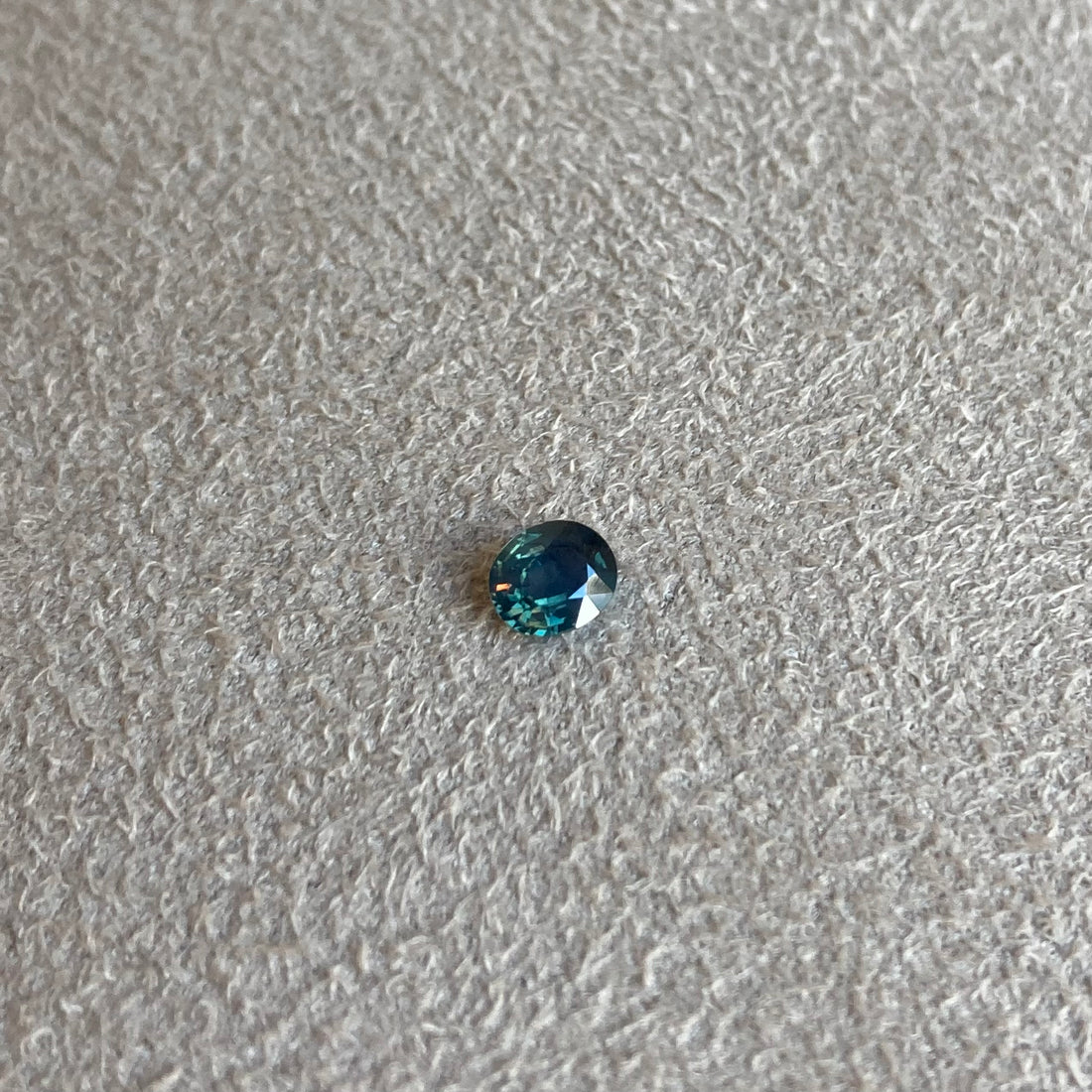 0.65 ct Opalescent Teal Sapphire