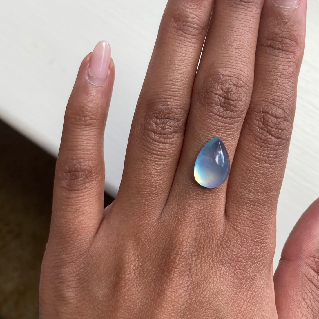 5.6 ct Misty Aquamarine Cabochon