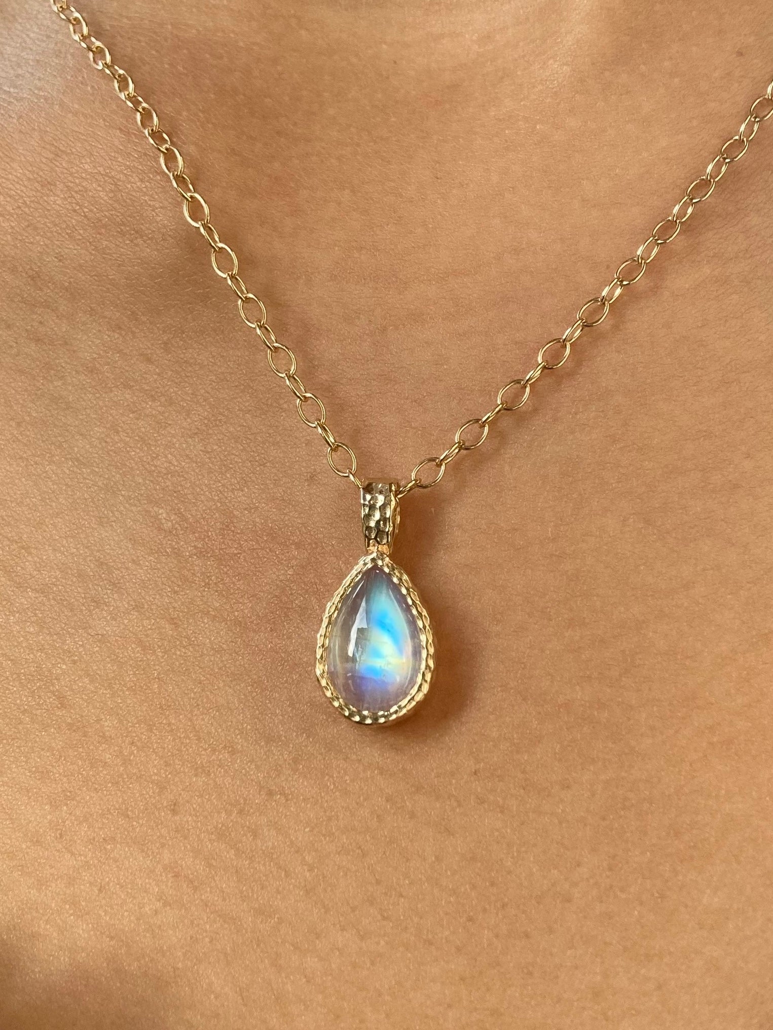 14k Hammered Moonstone Pendant