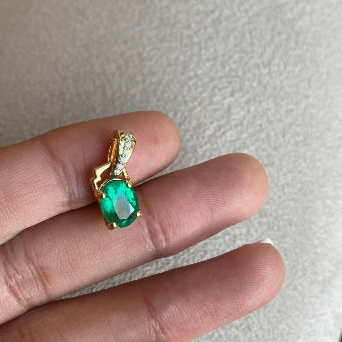 14k No Oil Zambian Emerald and Diamond Pendant
