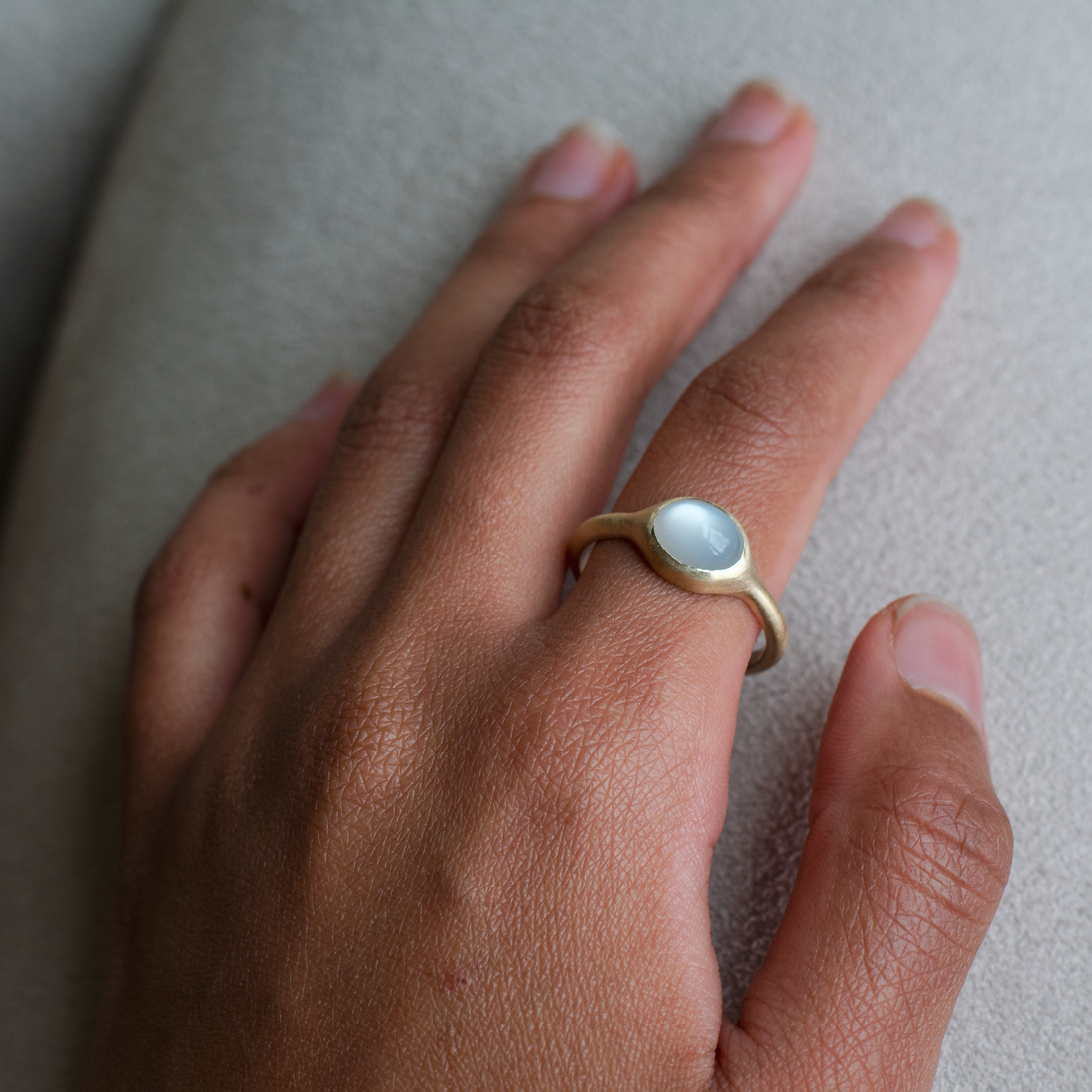 Glacé - 14k White Moonstone Signet Ring