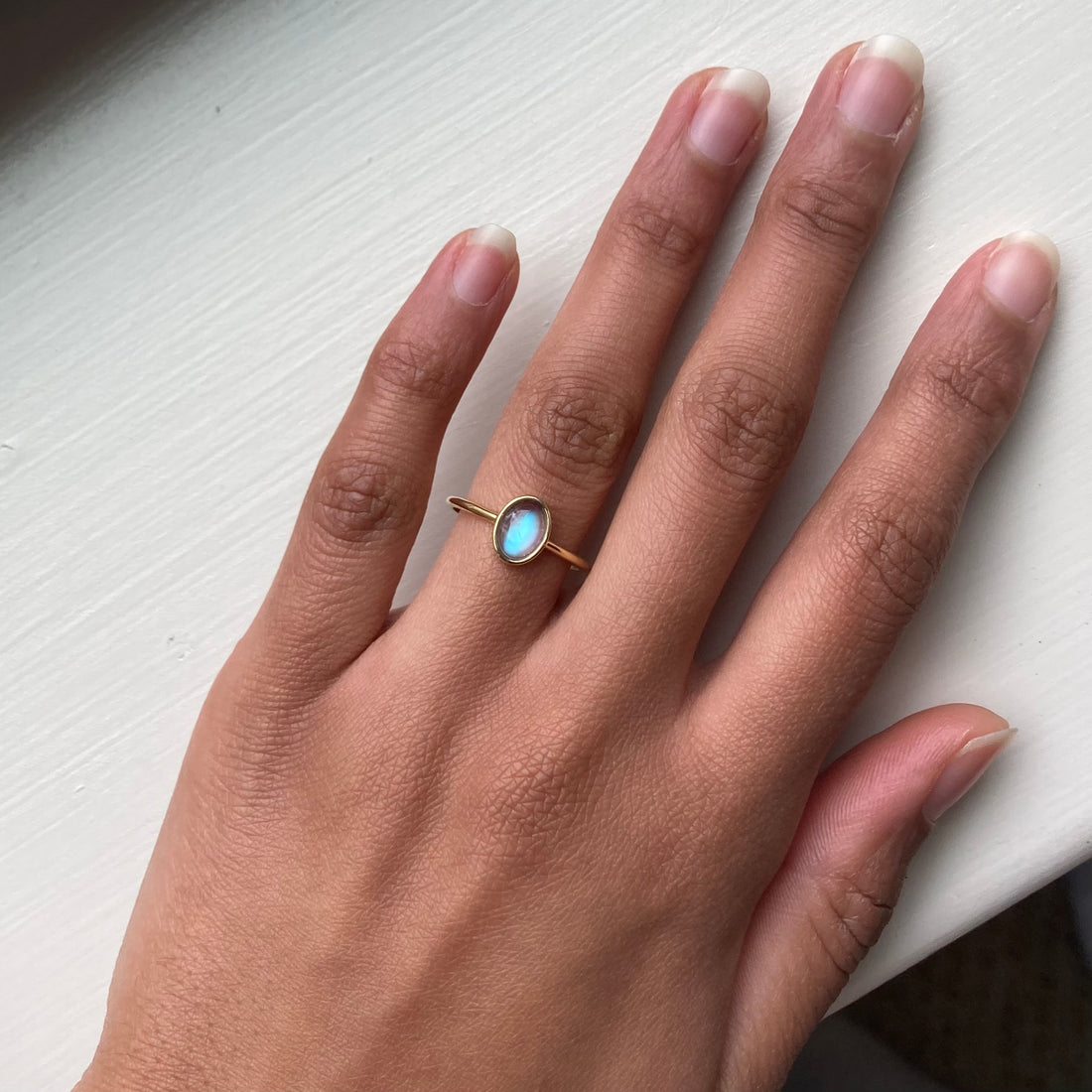 14k Oval Moonstone Ring